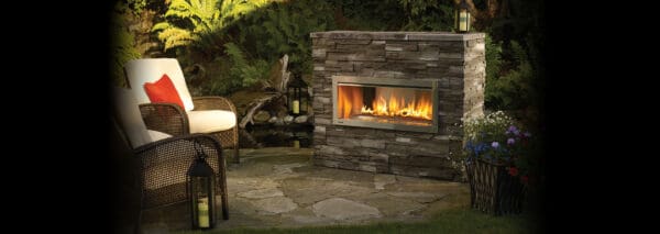 Regency Horizon HZO42 Outdoor Gas Fireplace - Image 3