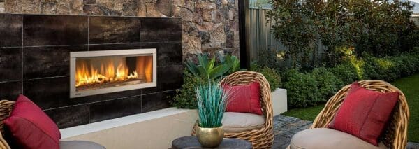 Regency Horizon HZO42 Outdoor Gas Fireplace - Image 4